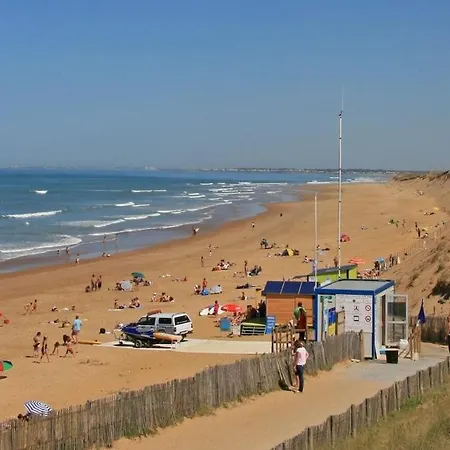 Entre Et Foret - Sauvage A Pied Les Sables-dʼOlonne